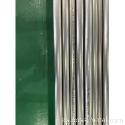 Tubo de lámina de acero inoxidable de titanio que trabaja en metal